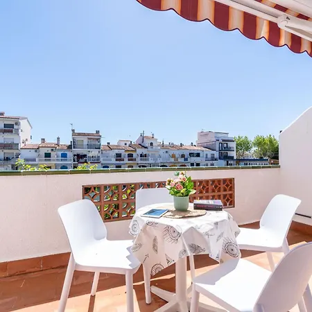Basic Comfort Casa Al Canal Porto Fino 0153 Villa Empuriabrava